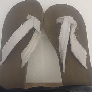 2 Pair Aerosols Black Slip On N Casual Brown Flip Flops with White Straps